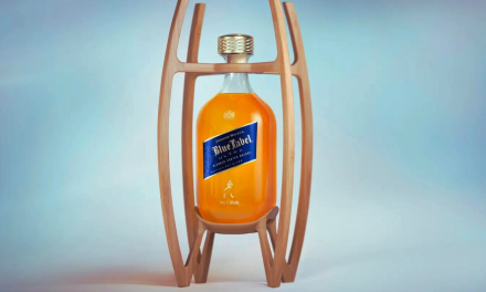 Johnnie Walker Unveils Blue Label Ultra: A Revolutionary Light-Weight Design in Scotch Whisky Bottles